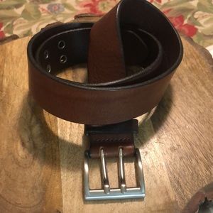 BANANA REPUBLIC Size 34 Deep Brown Italy Leather Dual Silver HW Stitch $88 NEW